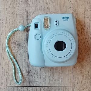 Instax Mini 8 polaroid camera with case